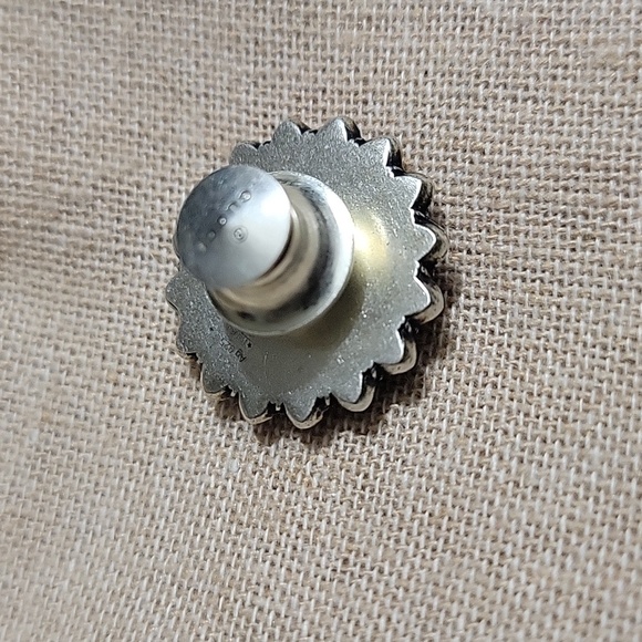 GUCCI FLOWER PIN 925 STERLING AUTHENTIC  BOX BAG EUC - Picture 3 of 8